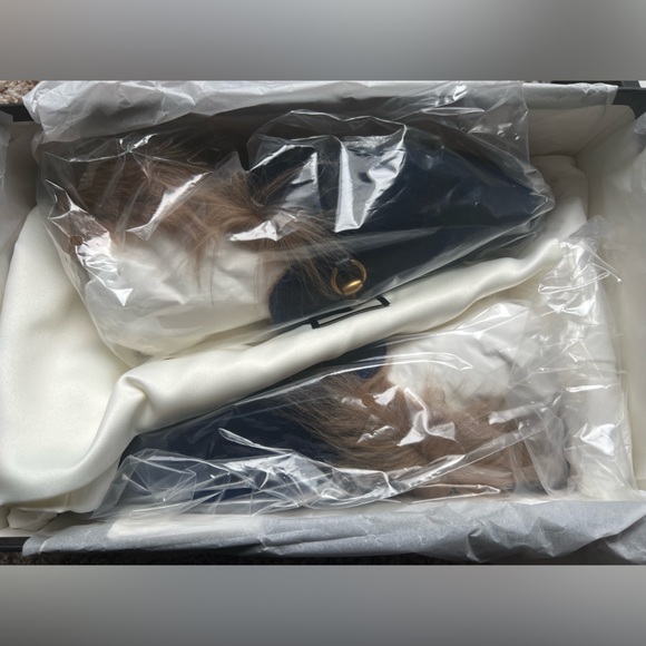 New GUCCI Princetown Fur velvet Cobalt Blue Slippers mules flats - Picture 9 of 9